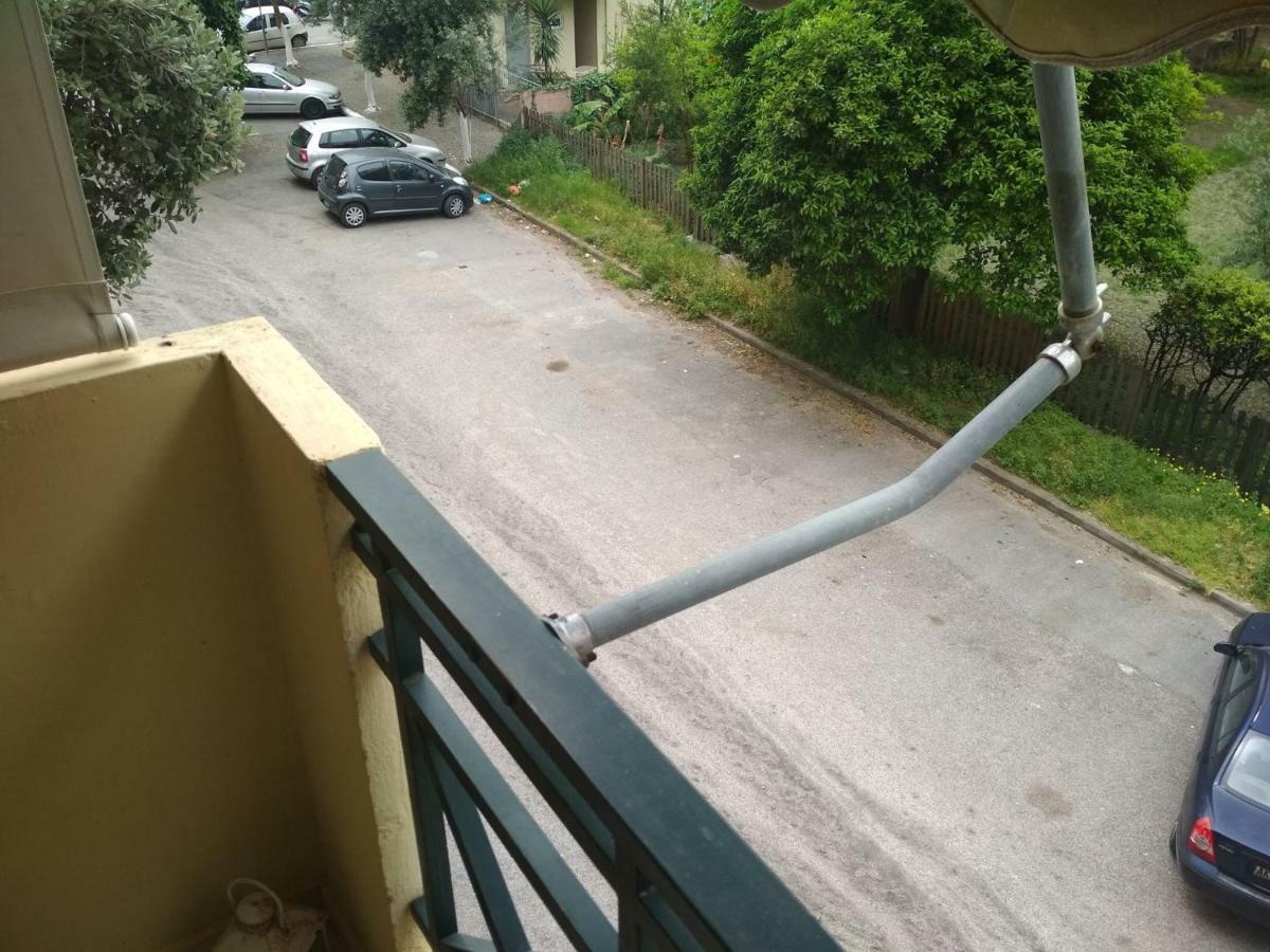 Evie'S Apartment Каламата Екстериор снимка